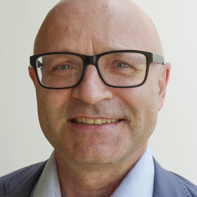 Dr. Achim Brotzer