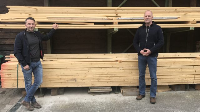 Bauholz für den heimischen Markt zurückhalten